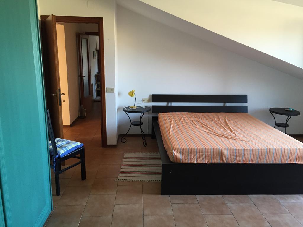 Mansarda Mare Apartment Altidona Room photo